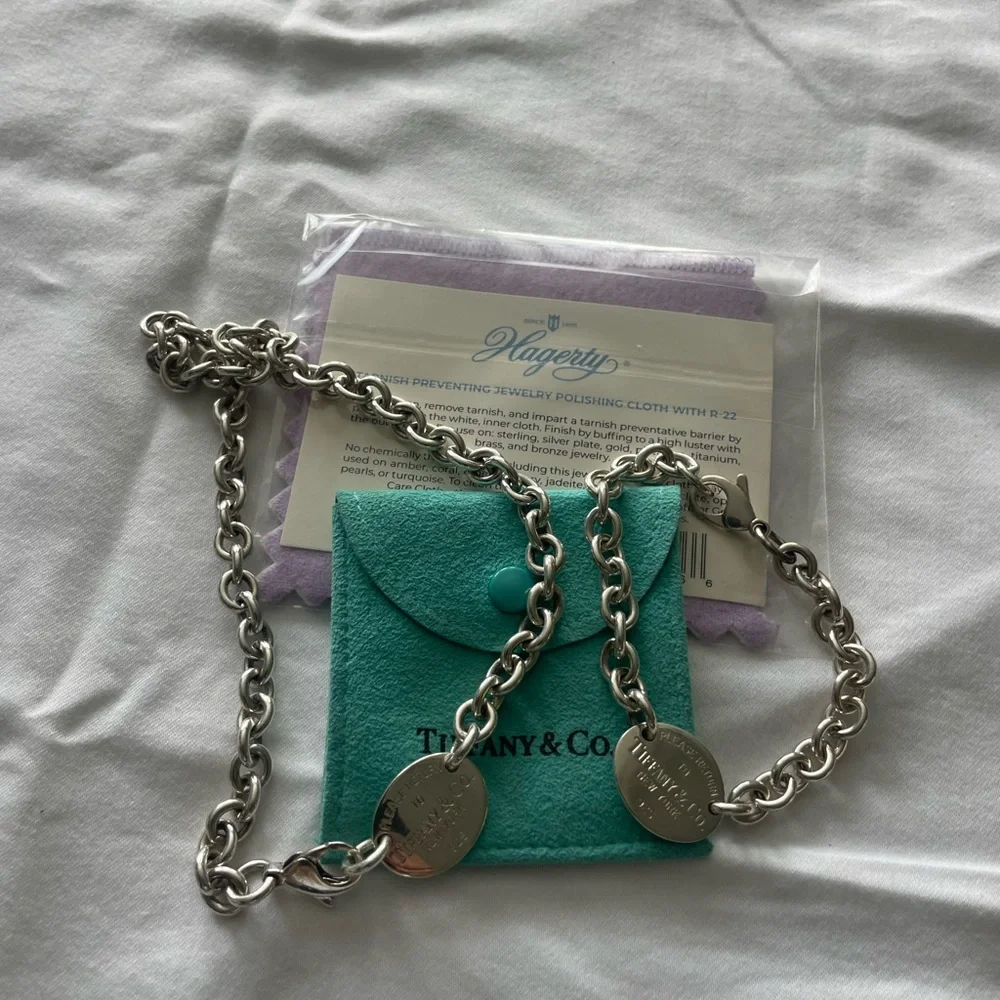 💖✨Please Return to Tiffany & Co.Iconic Design. Silver Bracelet and Necklace set💖 - Picture 3 of 15